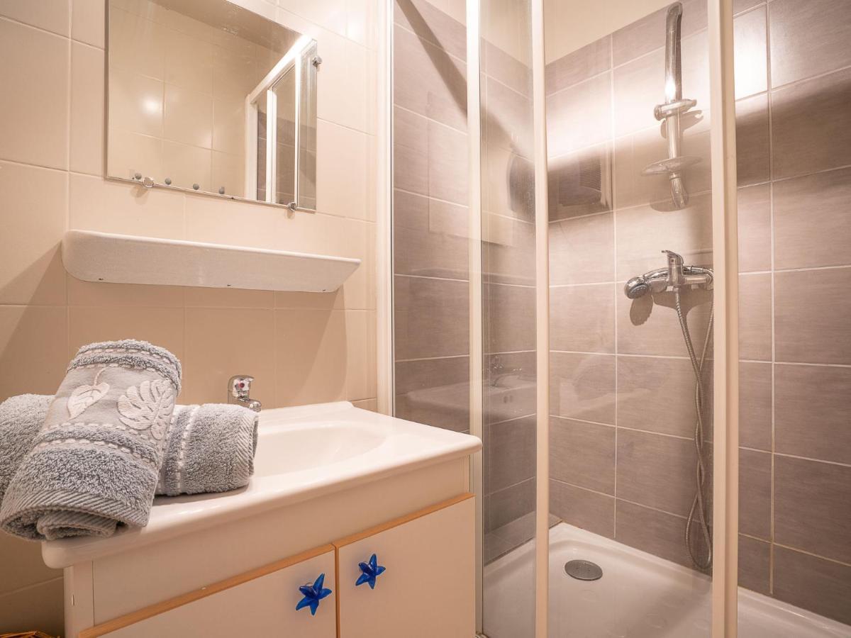 Apartment Les Lauzes D12 By Interhome Saint-Martin-de-Belleville Luaran gambar